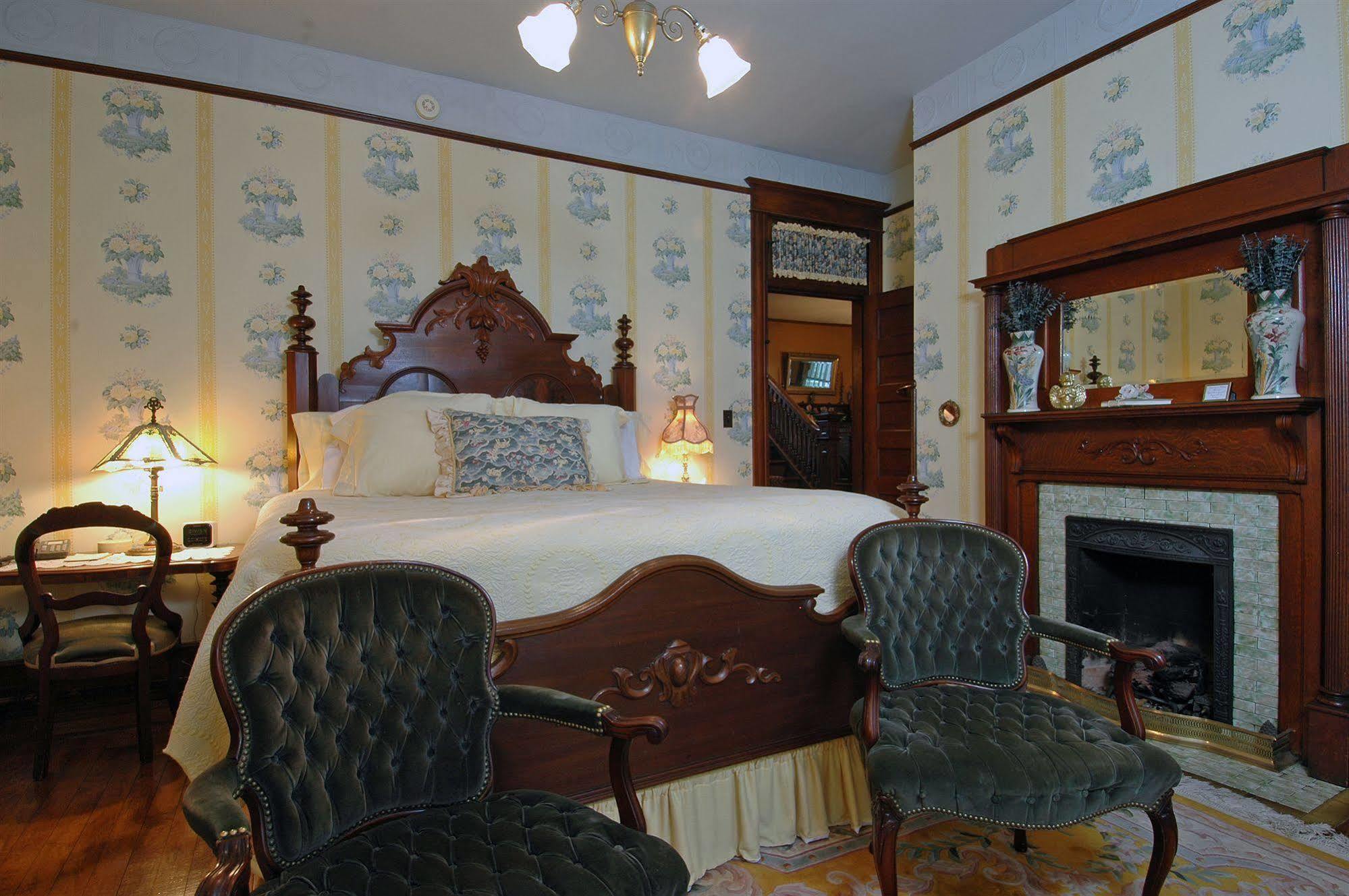 The 1899 Wright Inn & Carriage House Ешвілл Екстер'єр фото